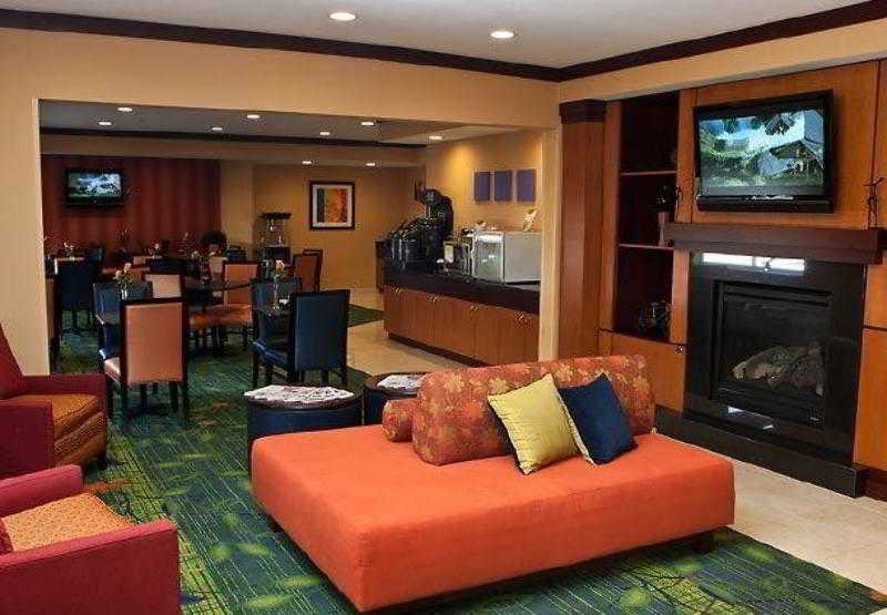 Fairfield Inn & Suites Fort Worth University Drive Exterior foto