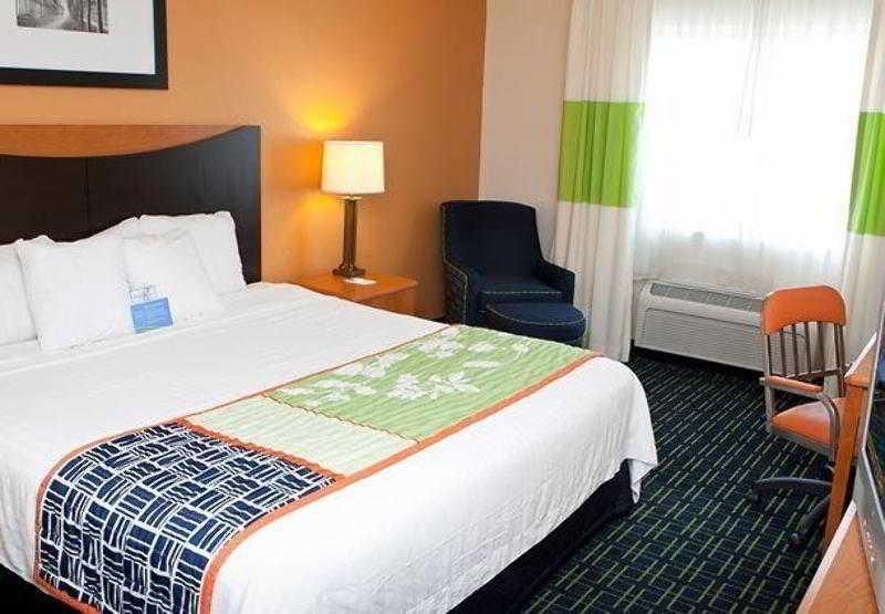 Fairfield Inn & Suites Fort Worth University Drive Zimmer foto
