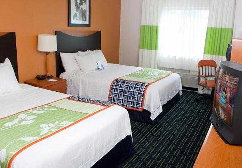 Fairfield Inn & Suites Fort Worth University Drive Zimmer foto